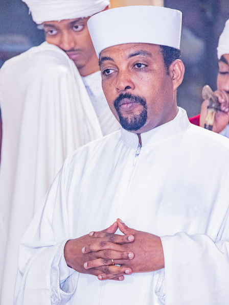 በሜሪላንድ የጽርሐ ጽዮን መንፈስ ቅዱስ ቤተ ክርስቲያን እና የምዕራፈ ቅዱሳን ቅድስት አርሴማ አንድነት ገዳም መስራችና አስተዳዳሪ ፤ የዋሽንግተን ዲሲ አና አካባቢው  ሀገረ ስብከት የህዝብ ግንኙነትና የሚዲያ ክፍል ሀላፊ ፤ በዋሽንግተን ዲሲ ርእሰ አድባራት ደብረ ሰላም ቅድስት ማርያም ቤተ ክርስቲያን ለ14 አመታት በስብከተ ወንጌል ክፍል ሀላፊ ያገለገሉ፣